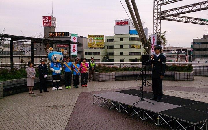 ニッパツ横浜シーガルズ　出口春奈選手　戸塚警察署　交通安全イベント